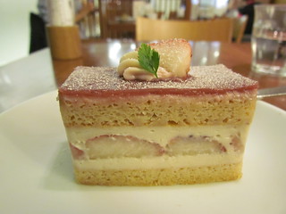 Chaya Hibuya - Strawberry shortcake