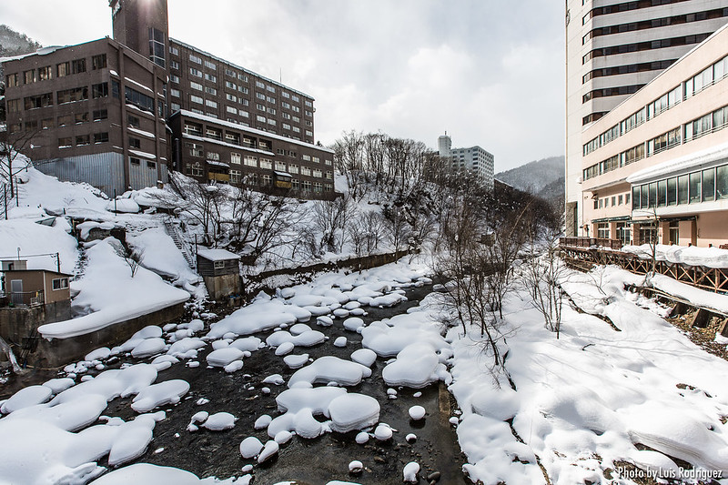 Nieve y aguas termales en Jozankei Onsen, a las afueras de Sapporo