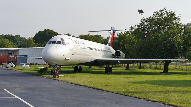 Delta McDonnell Douglas DC-9-51