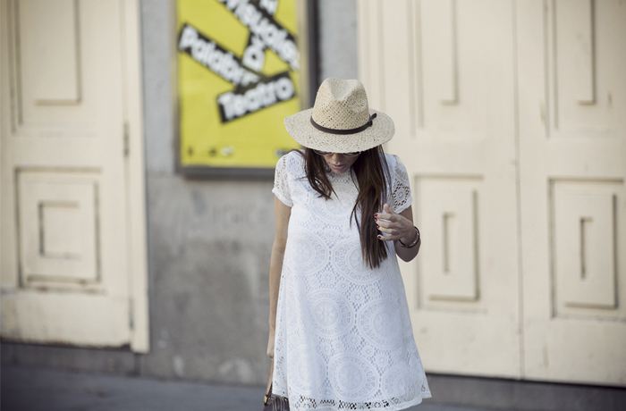 street style barbara crespo fringes and lace dress crochet sendra boots fashion blogger outfit blog de moda