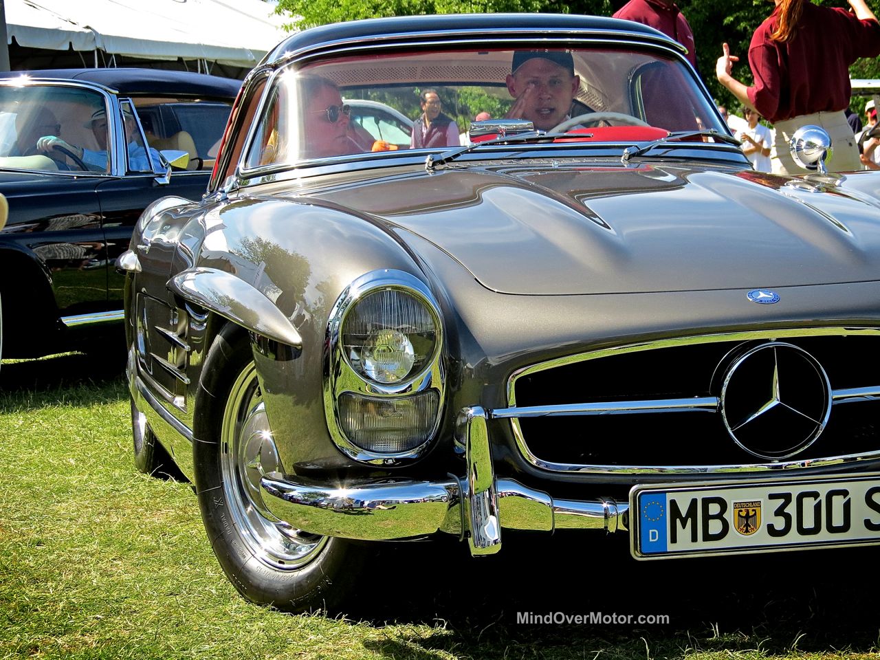 Mercedes 300SL Roadster at Greenwich 2014