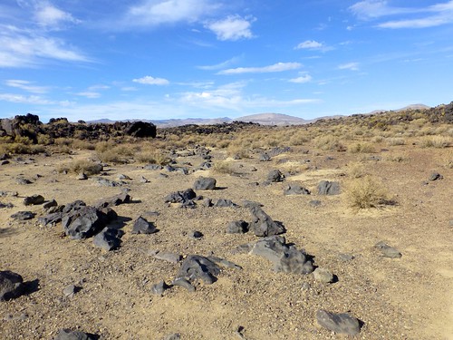 california iceage lava redhill geology basalt cindercone owensriver lavaflows pleistocene fossilfalls volcanics drywaterfall ca395 cosovolcanicfield paleochannel