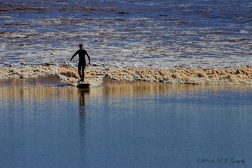 canada newbrunswick moncton surfers cropped tidalbore petitcodiacriver allrightsreserved©drgnmastrpjg —grouptags— ©pjgergelyallrightsreserved