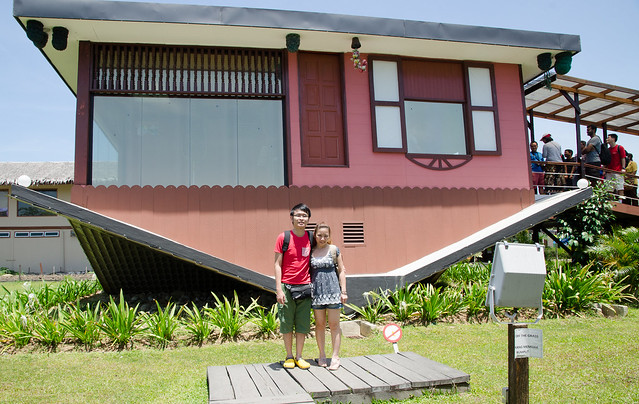Visiting Rumah Terbalik (Upside Down House) at Tamparuli, Sabah