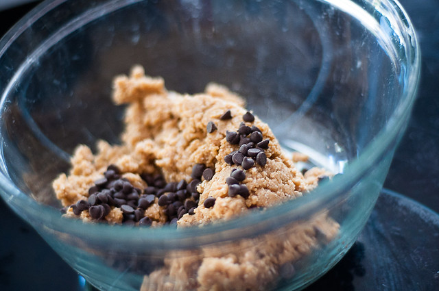vegan peanut butter cookie dough balls