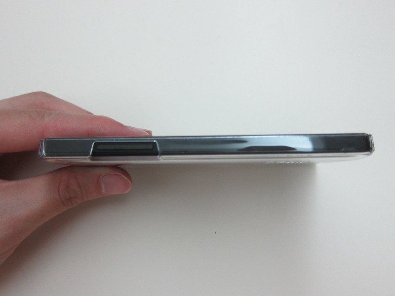 Spigen Ultra Thin Air Case for Nexus 5 - Nexus 5 Left