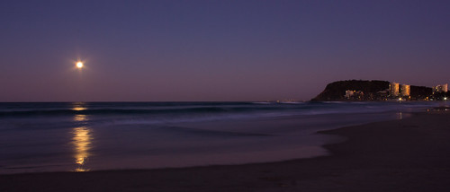 sunset moon australia burleighheads allieca
