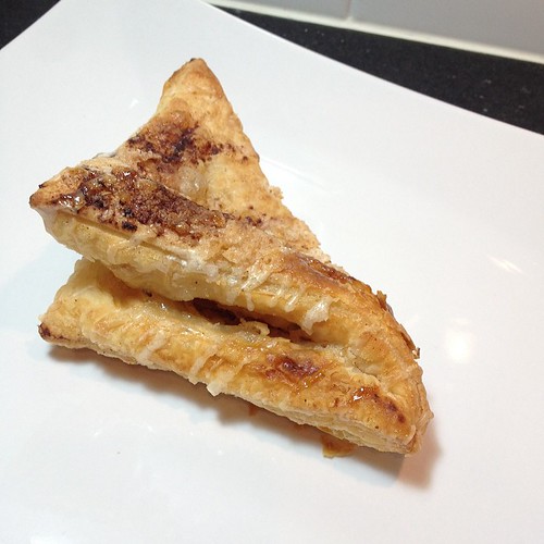 Pear Turnover w. Lavender from the Cinnamon Snail. #vegan