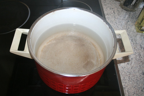 40 - Wasser für Klöße aufsetzen / Bring water for dumplings to boil