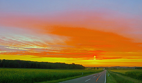 road morning sunrise landscape early strasse landschaft sonnenaufgang morgen früh mordens külsheim hundheim eichenbühl tauberfranken elkaypics lutzkoch