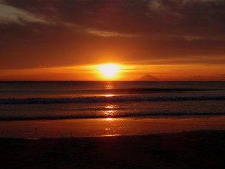 llCꂩ̏̏obShirahama Ohama Beach Sunrise