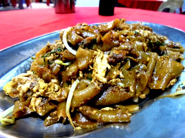 Fried kway teow 2