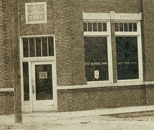 usa signs history sepia buildings advertising general indiana streetscene storefronts mills cayuga banks businesses departmentstores realphoto vermillioncounty hoosierrecollections