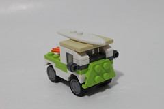 LEGO July 2014 Monthly Mini Build - Old School Surf Van (40100)