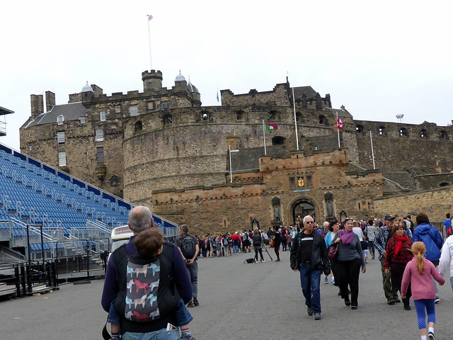 Edinburgh Castle, under seige of tourists