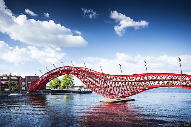 Python bridge Amsterdam