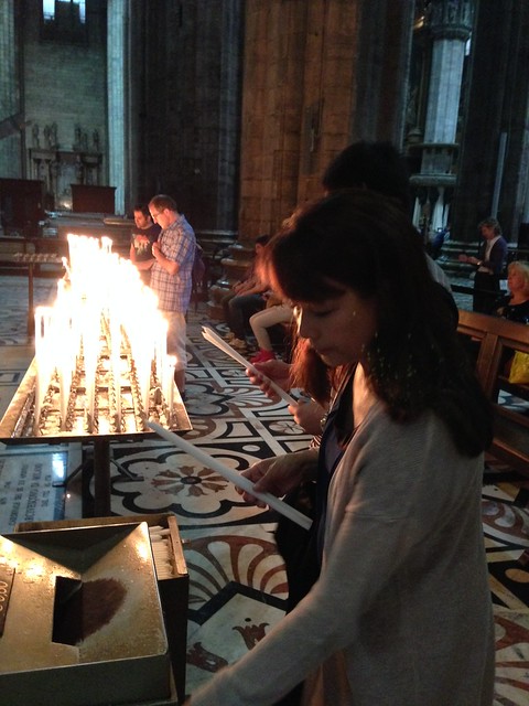 Duomo, MIlan, pmb lighting candles