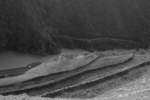 road blackandwhite bw mountain river landscape scenery rail cliffs ranges repair landslide gorge slip steep manawatu tararua ruahine terracing
