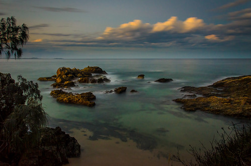sunset silhouette sand rocks seascapes australia pacificocean nsw portmacquarie