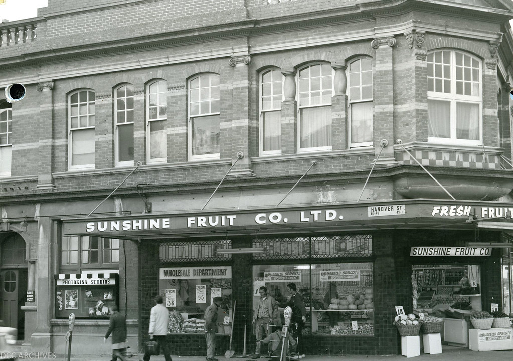Sunshine Fruit Company, Hanover and George St, 1971