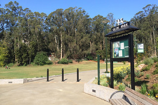 Glen Park Recreational Center - Entrance