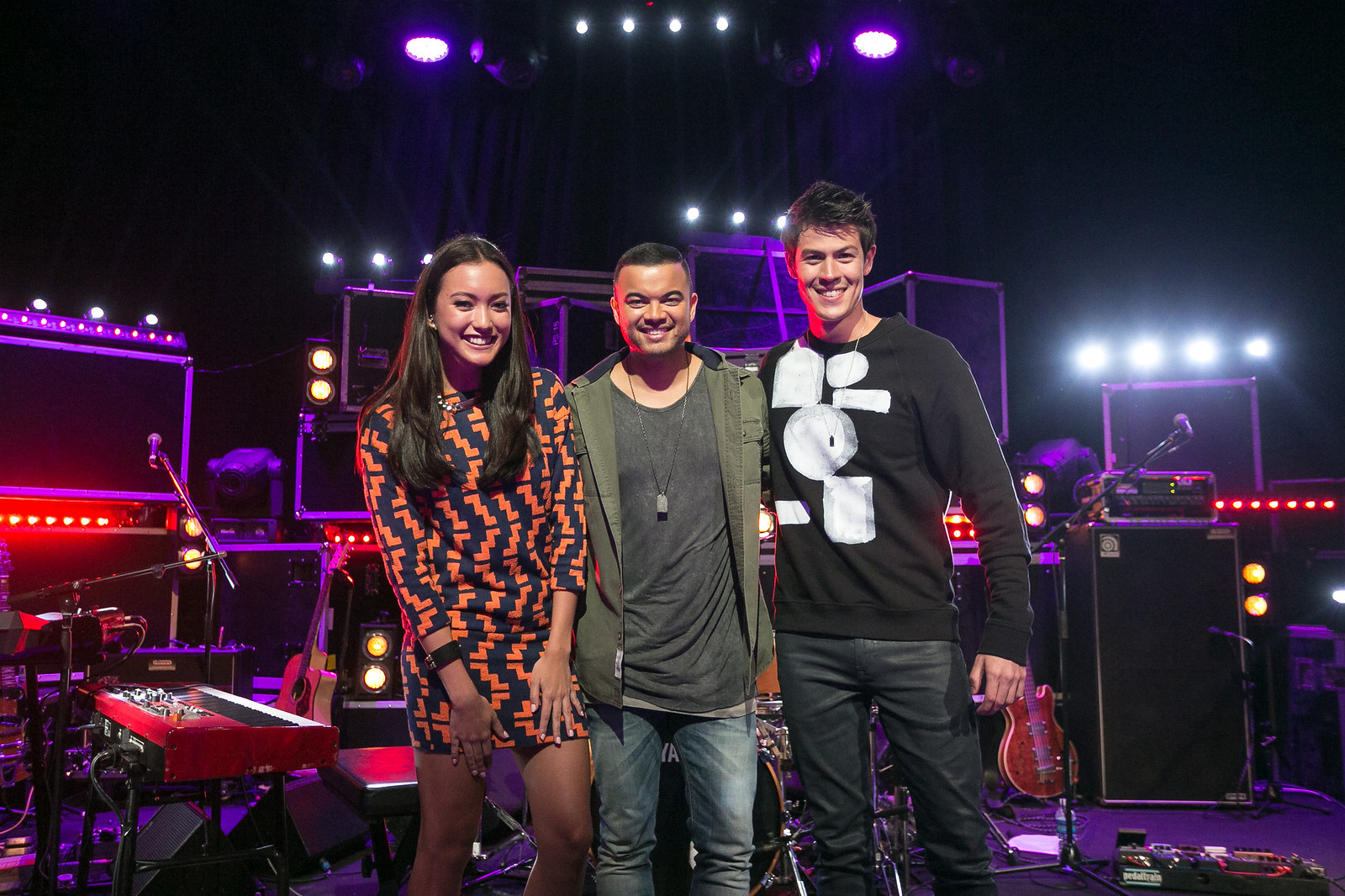 MTV VJ Hanli, Guy Sebastian and MTV VJ (Alan Credit - MTV Asia & Aloysius Lim)