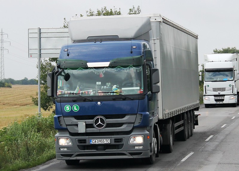 Actros Mp3 - Page 13 14663892710_eaa0138c65_c