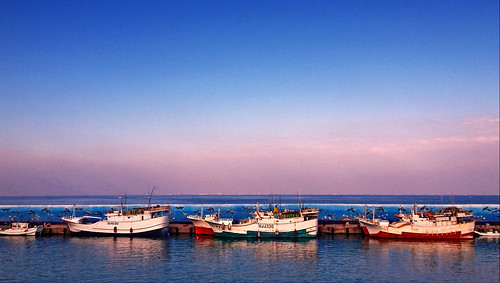 ocean blue sunset sky water port mirror bay asia day chinese culture taiwan sunny clear 夕陽 台灣 海岸 天空 水 海洋 晴天 文化 鏡 琉球 港灣 風暴 漁家 liquiu