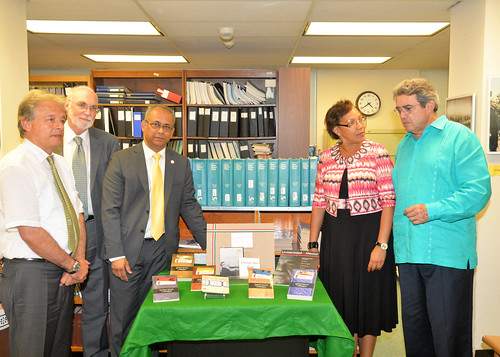 Mexico Donates Collection of Works of Gabriel Garcia Marquez to the Columbus Memorial Library of the OAS