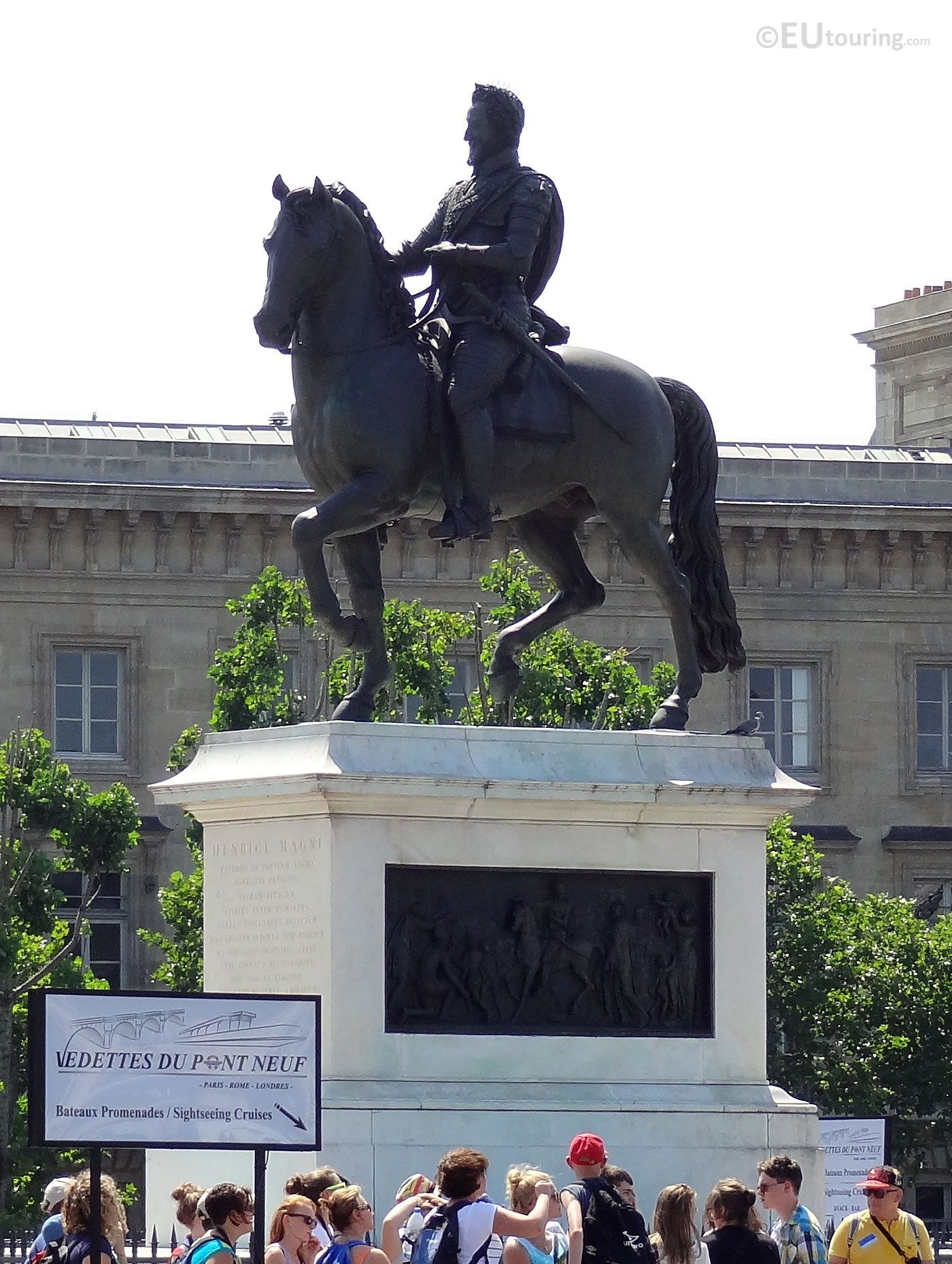 King Henri IV Statue and sign