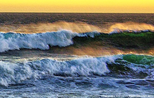 sunset seascape painterly texture surf wave malibu spindrift southerncalifornia sunsetlight embossed bigwaves 1000views sunsetcolors southerncaliforniabeaches ptdumestatepark