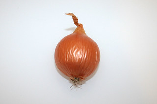 12 - Zutat kleine Zwiebel / Ingredient small onion