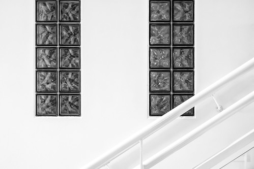 blackandwhite window monochrome stairs buildings suomi prime style subject fi 32 ilc tervo 35mmf14 xe1 lohimaa pohjoissavo lohitie