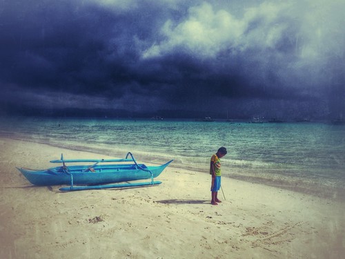 boy beach mobile boat child philippines boracay iphone mimokhair