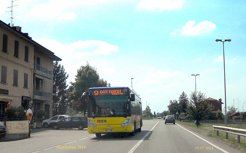 autobus Citelis n°180 vicino a Cittanova - linea 9