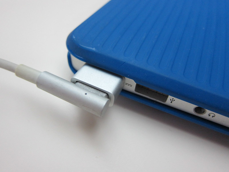 Apple MagSafe to MagSafe 2 Converter - Attached To MacBook Air