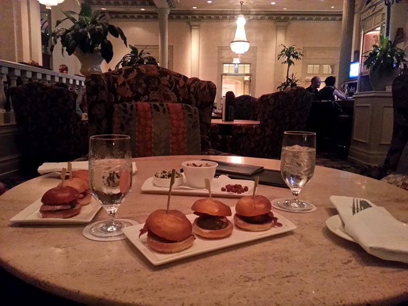 Chateau Laurier Zoes Lounge