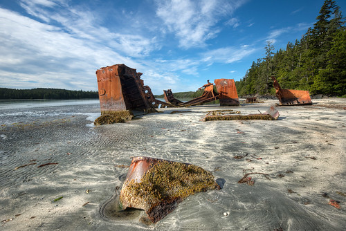 canada beach metal landscape rust britishcolumbia skipwreck nootkatrail comoxstrathconag