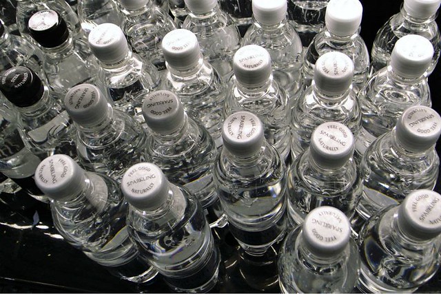 1_bottled-water-diarioecologia.jpg