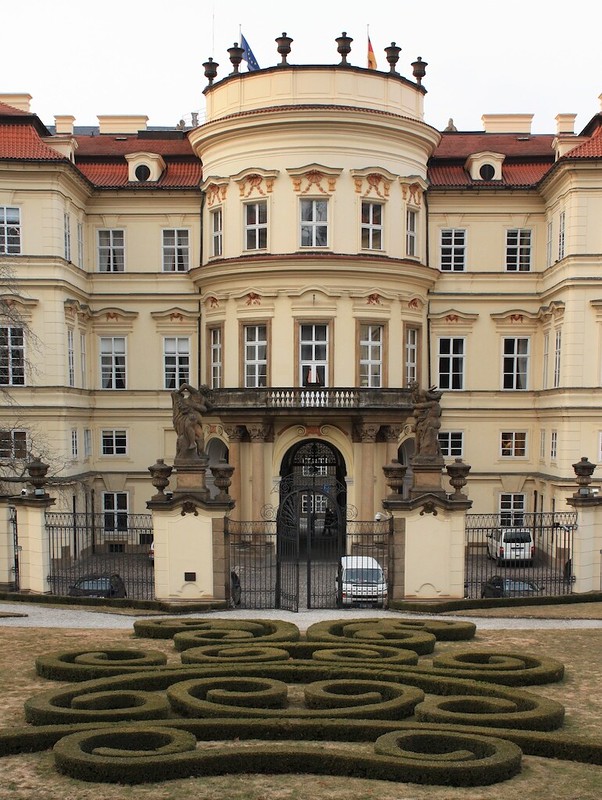 Palais Lobkowicz, German Embassy, Prague, fotoeins.com