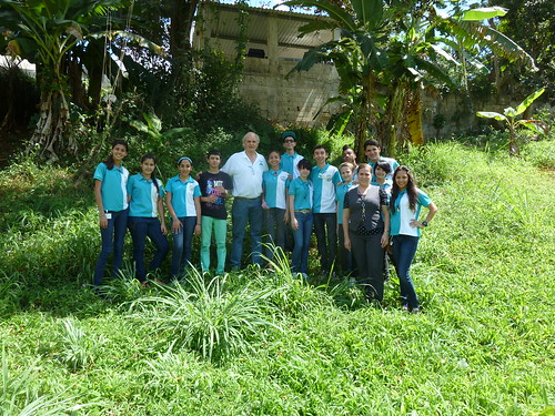 Future Scientists Program participants explore corn earworm research projects with Dr. Craig Wilson and Tropical Agriculture Research Station (TARS) scientists in Mayaguez, Puerto Rico.
