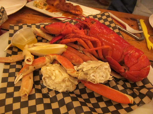 Junior: 1lb. Snow Crab Legs & 1.25 lb. Lobster