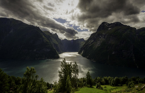 fjords geiranger geirangerfjord hellesylt norway sunnmøre åkerneset