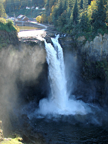usa television waterfall washington scenic twinpeaks series snoqualmiefalls popular attraction