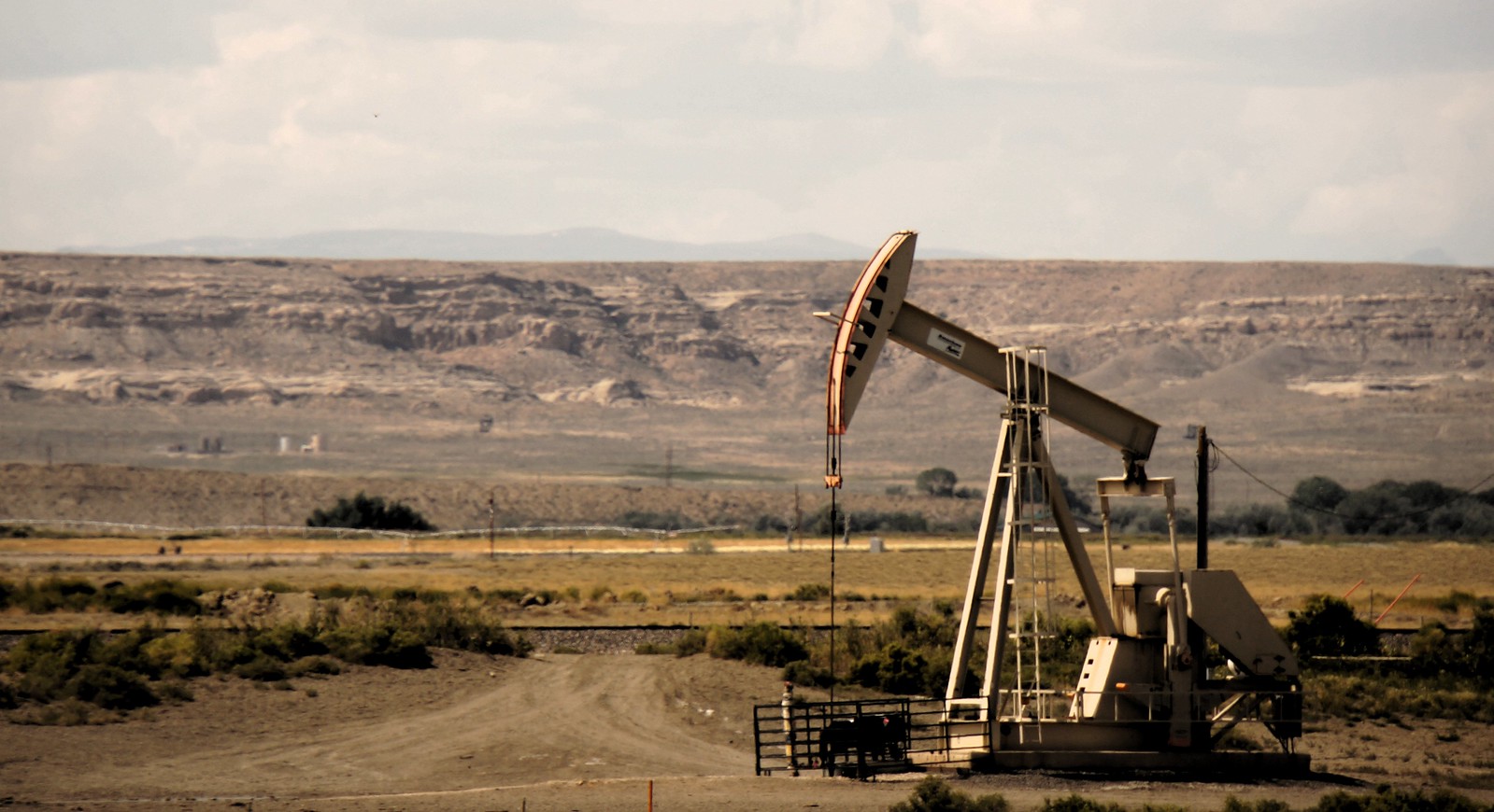 photo of oil pump in wyoming