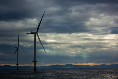 seascape wales clouds boat wind offshore siemens turbine windfarm renewable windpower renewableenergy northwales bbcwales northwalesdailypost rhylflatswindfarm cloudsstormssunsetssunrises windfarmtransport