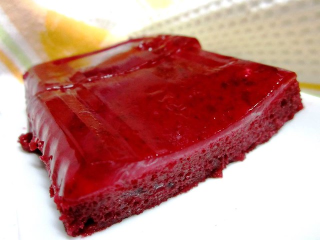 Red velvet cake jelly dessert