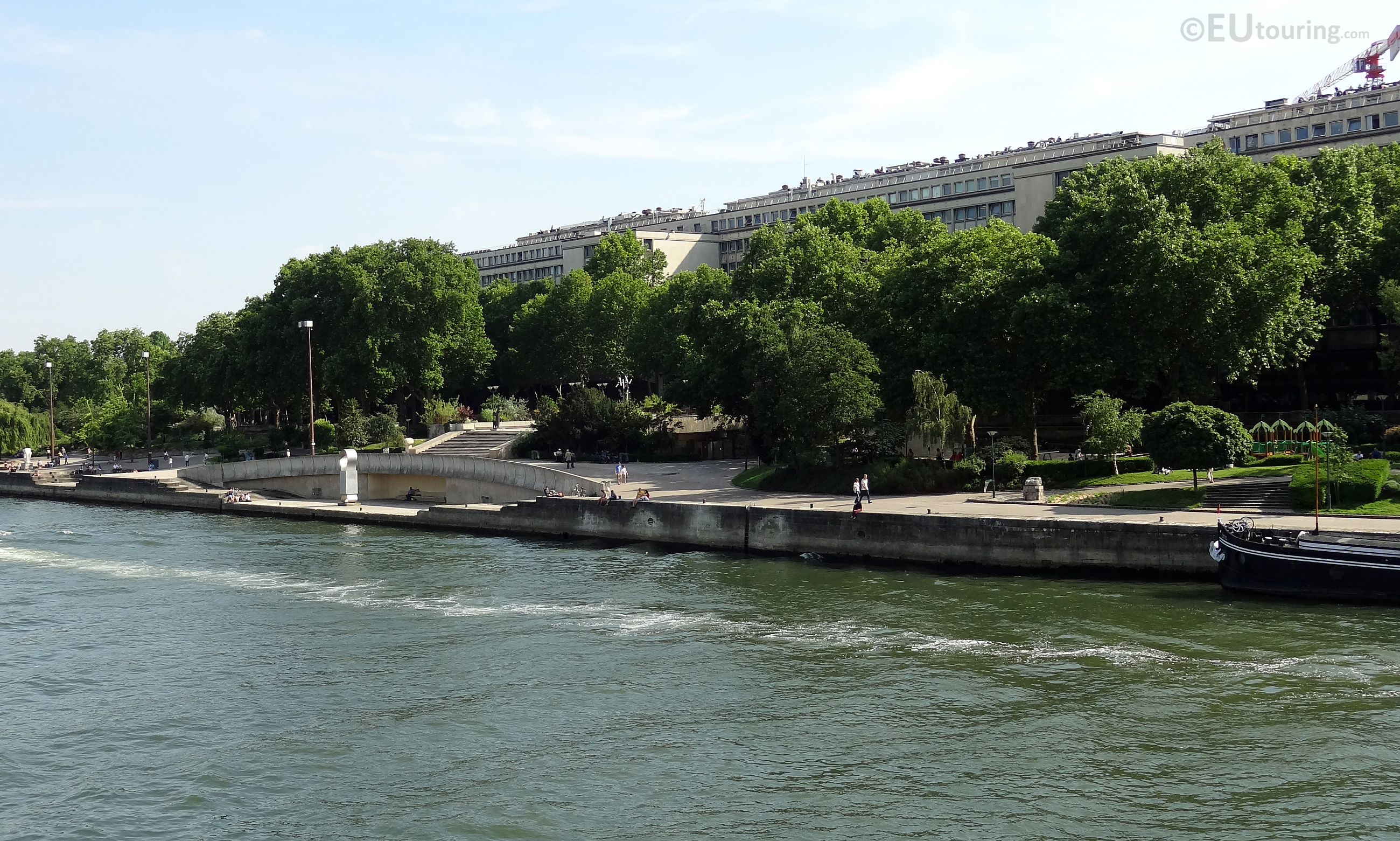 Jardin Tino Rossi from the River Seine
