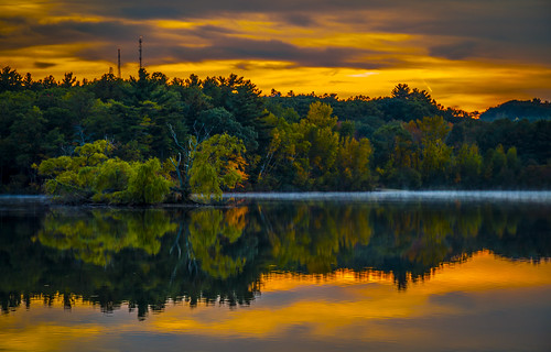 new autumn sunset england fall pond massachusetts foliage horn woburn