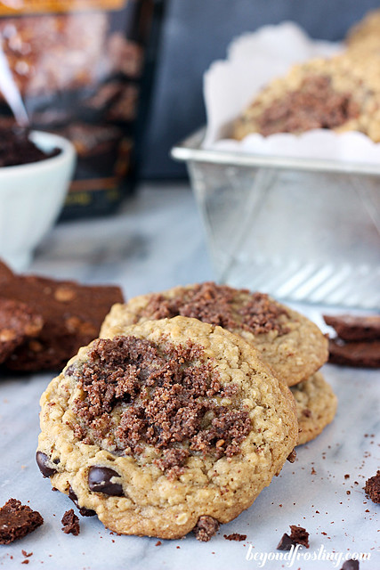 Salted Caramel Brownie Brittle Oatmeal Cookies  | beyondfrosting.com
